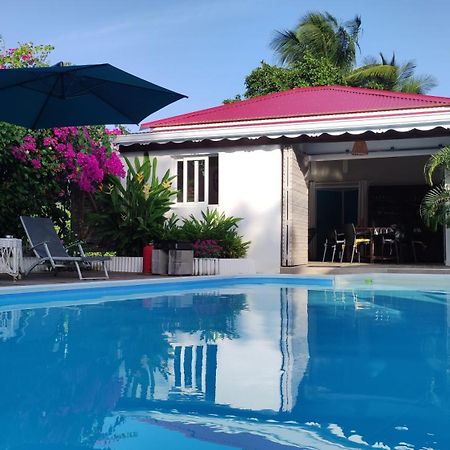 Les Coulirooms Sainte-Anne  Bagian luar foto
