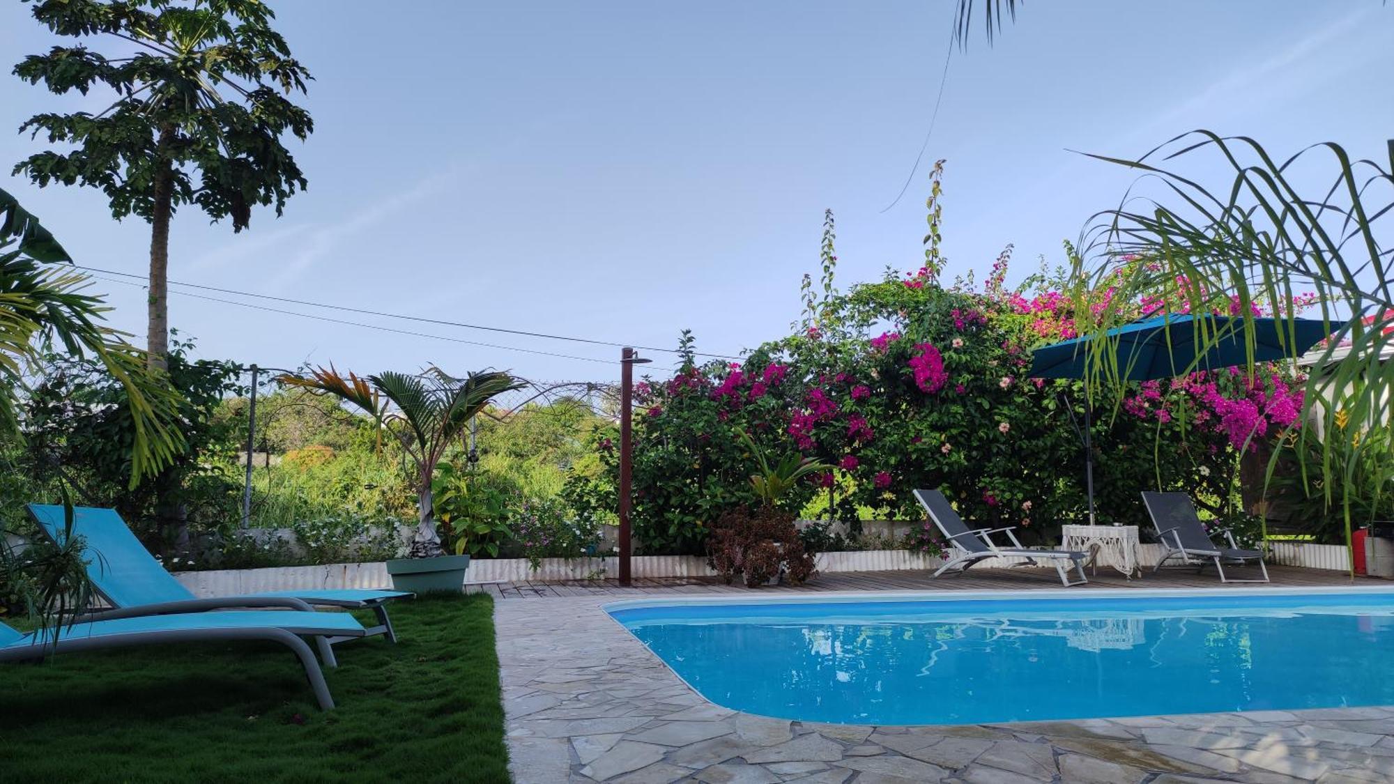 Les Coulirooms Sainte-Anne  Bagian luar foto
